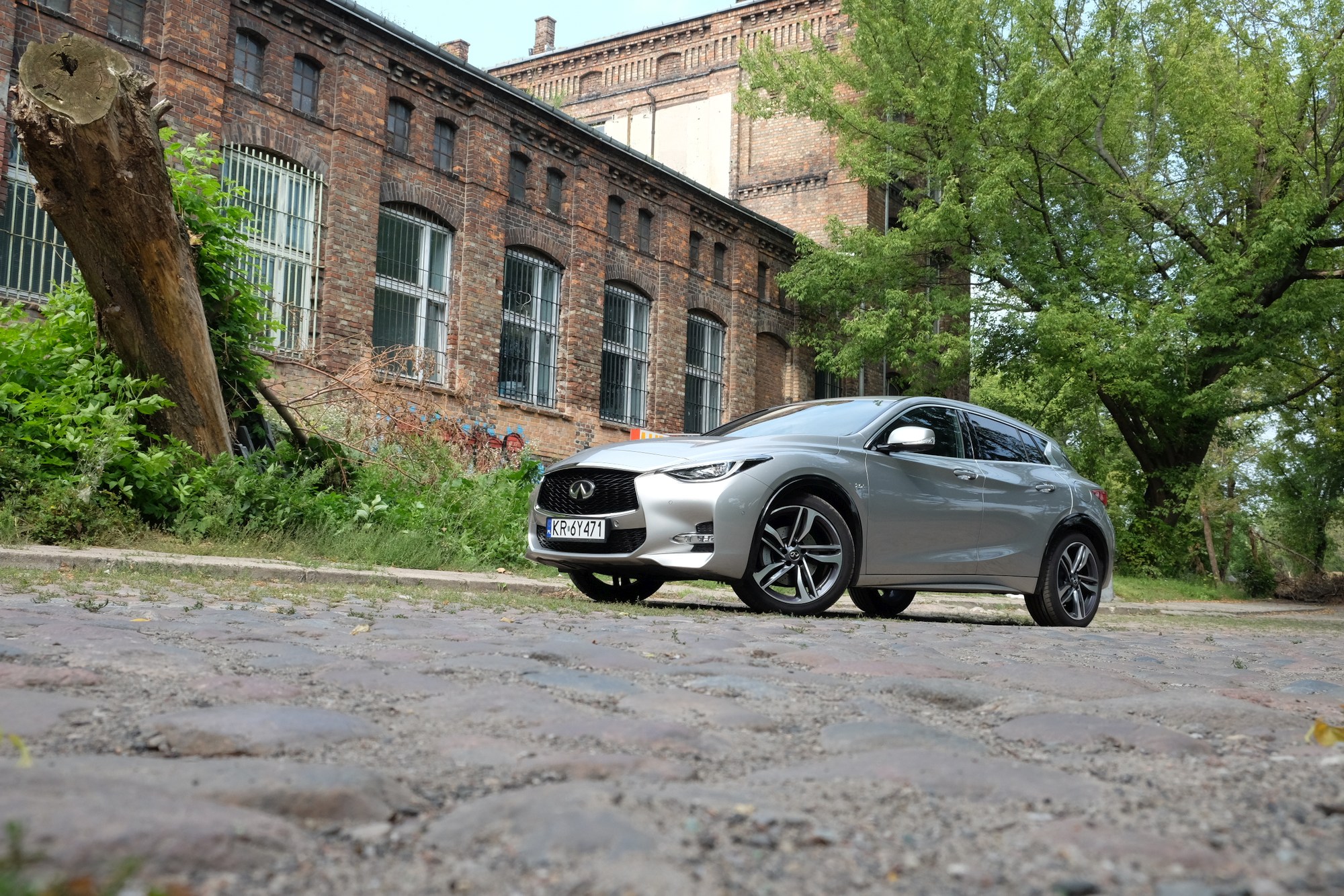 Test Infiniti Q30S 2.0t DCT AWD