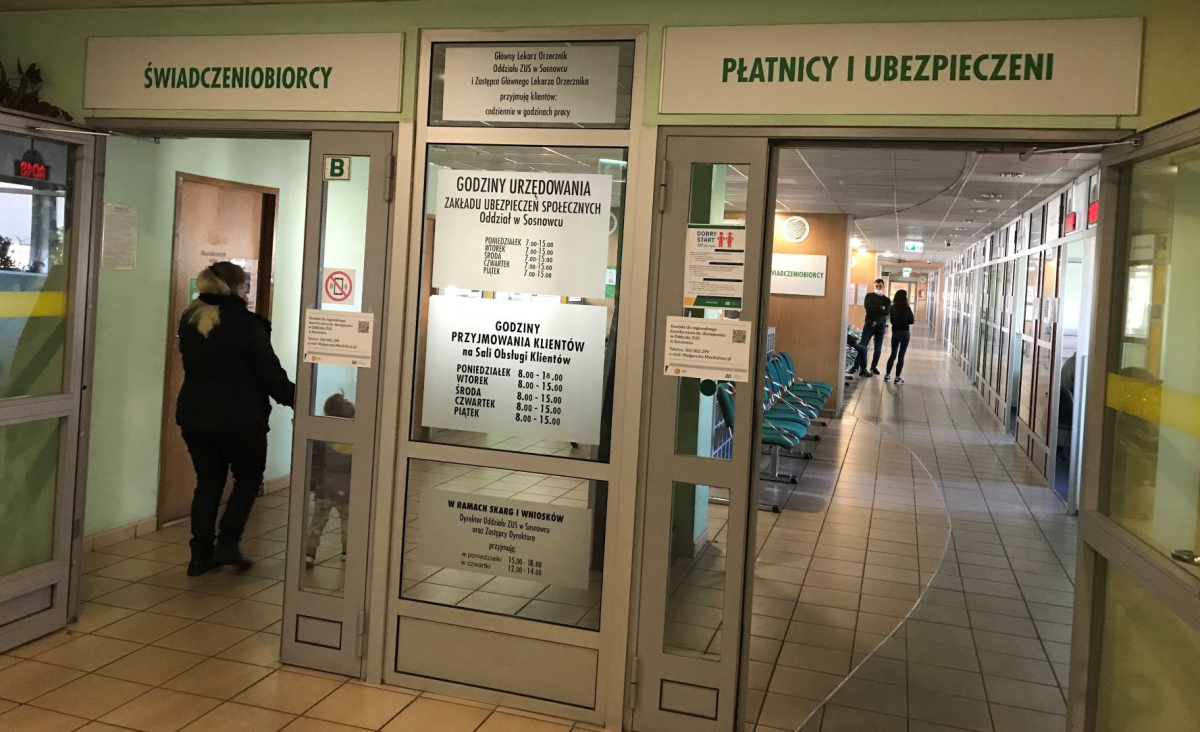 Renta rodzinna po 16. i 25. roku życia a kontynuowanie nauki - warunki, obowiązki, formalności, wyjaśnienia ZUS