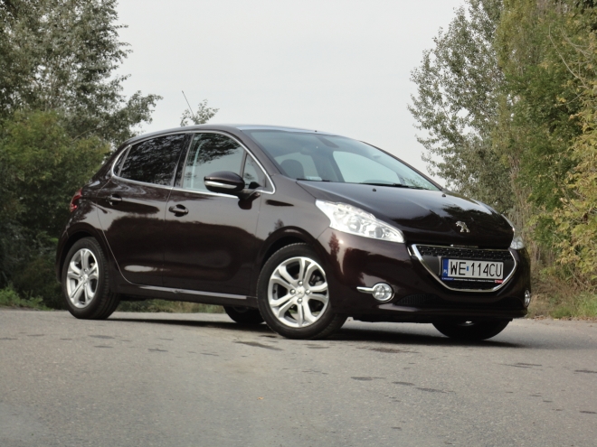 Peugeot 208 może zostać dostosowany dla niepełnosprawnego kierowcy.