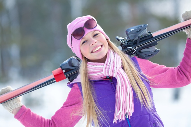 Zatrzymanie dowodu osobistego w wypożyczalni sprzętu sportowego jest działaniem bezprawnym. /fot. Fotolia