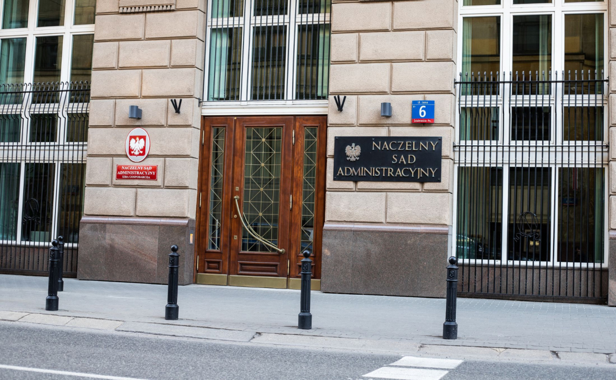 Koszty sądowe: Uchwała NSA ważna dla adwokatów i radców prawnych