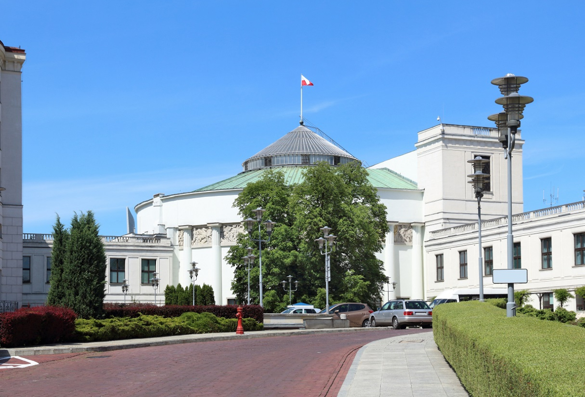 Sejm online: Górnictwo. PIT. Spółdzielnie mieszkaniowe. Ochrona praw nabywcy lokalu mieszkalnego [Transmisja 4 grudnia 2025 r.]