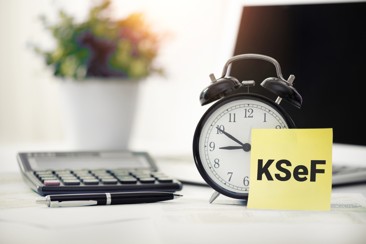 Faktury ustrukturyzowane w KSeF w kwietniu 2026 r. - większość nie wystawi, niewielu odbierze. 4 grupy podatników VAT