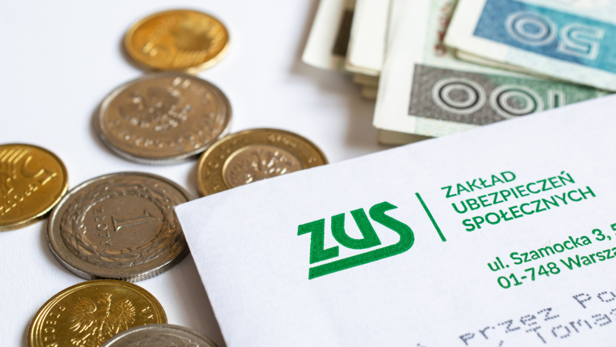 ZUS wypłaci dodatkowe 1978,49 zł w październiku 2026 r. Niespodzianka dla osób w wieku przedemerytalnym [komunikat ZUS]