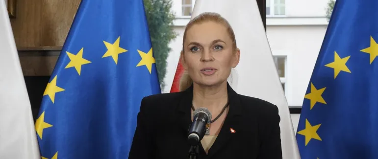 Min. edukacji Barbara Nowacka: Nowe zajęcia w czasie godzin wychowawczych od 1 września 2024 r. Samorządy pytają: Kto za to zapłaci?