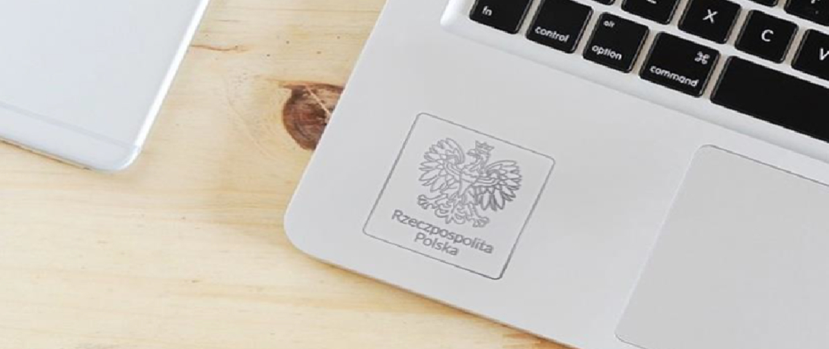 Darmowe laptopy dla uczniów i nauczycieli [szczegóły, projekt ustawy]