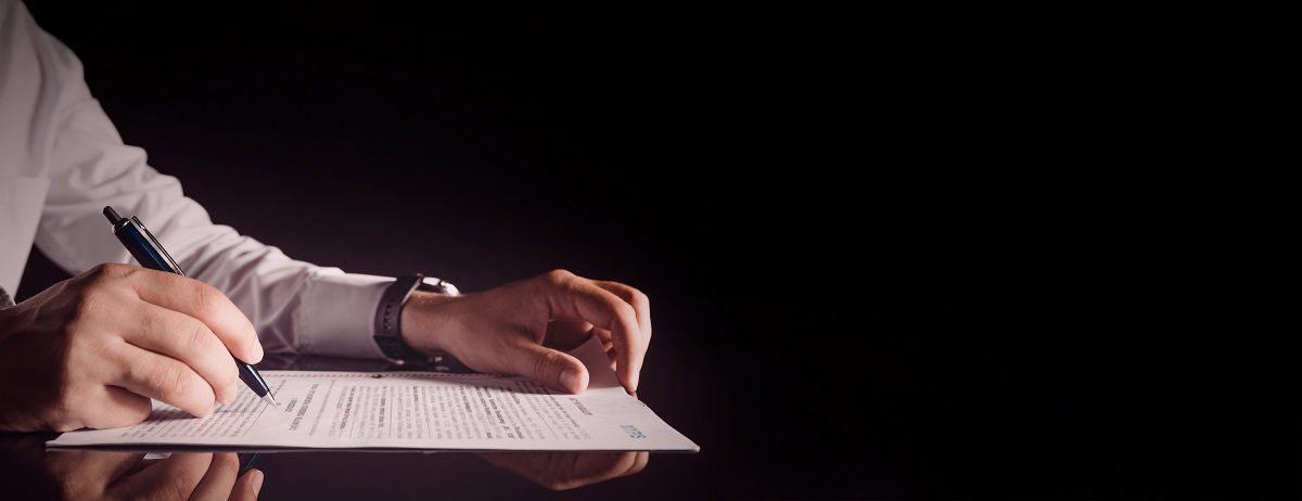 notariusz akt notarialny prawnik podpis dokument