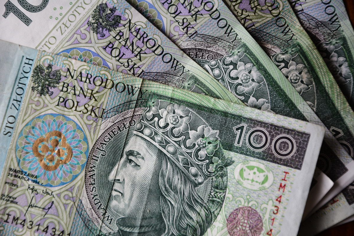 Mit miliardów z VAT pęka. Nowy raport: budżet nie zarobi fortuny na domykaniu luki
