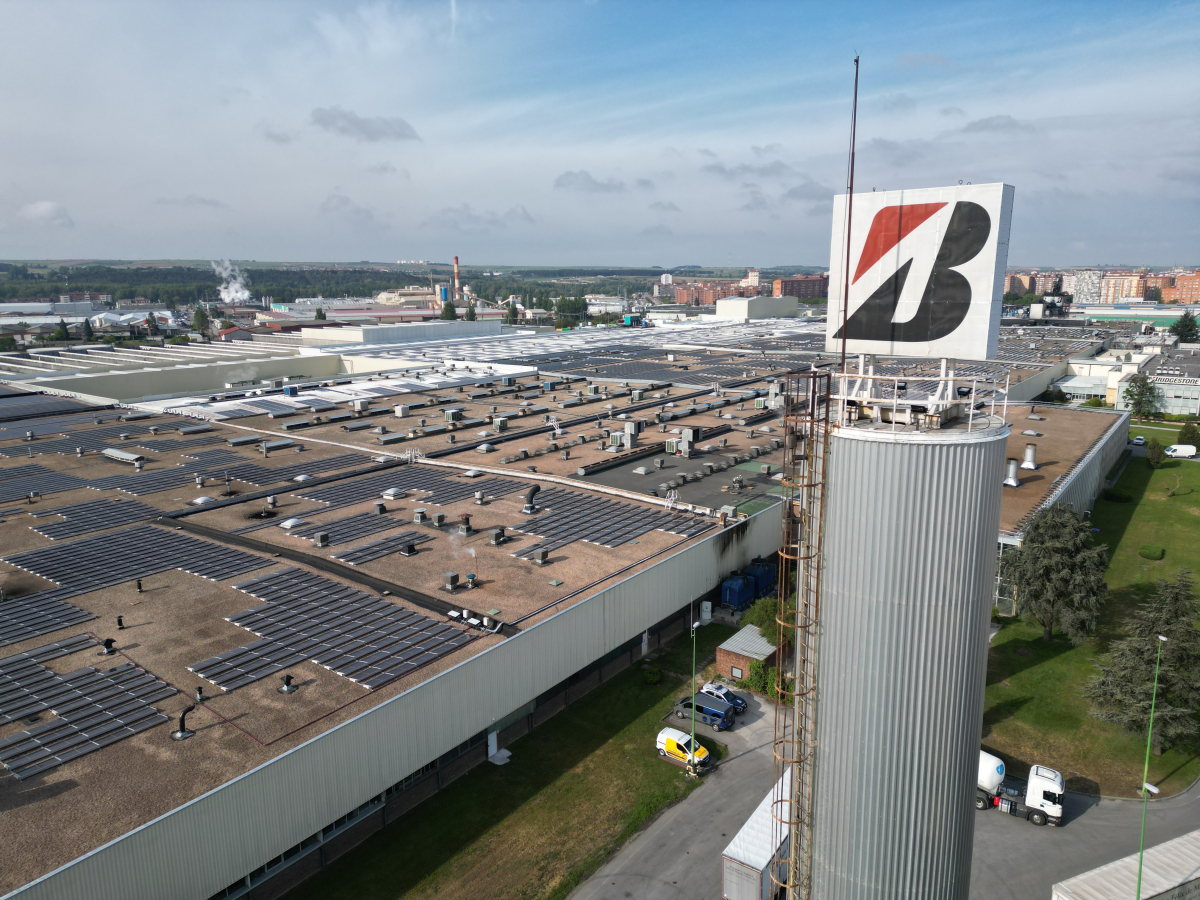 Bridgestone rozbudowuje fabrykę. Zainwestuje prawie mld zł. Dzięki temu zakład wyprodukuje 7 mln opon rocznie