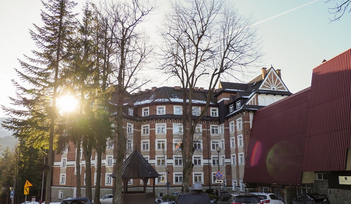 Darmowe sanatorium w 2026 roku - czy to możliwe? Jak wyjechać do uzdrowiska z NFZ lub ZUS? Sprawdź aktualne zasady i terminy