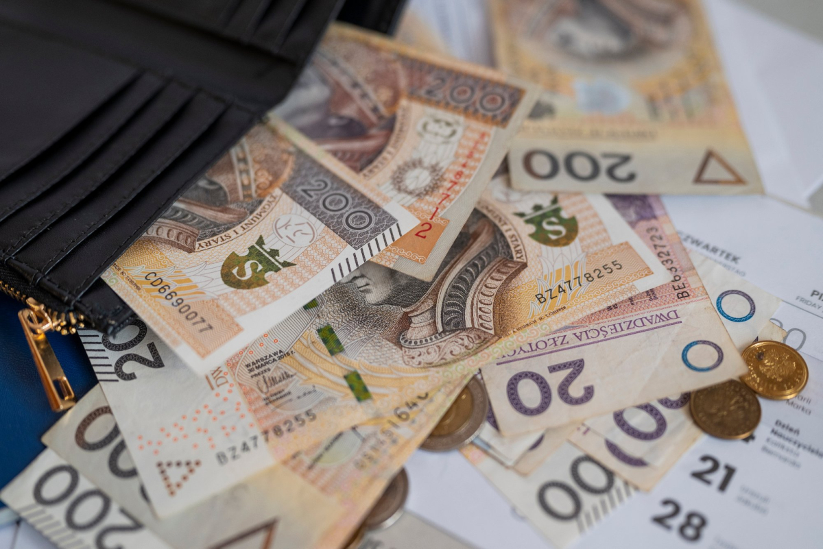1600 plus dla seniorów. Na jakim etapie są prace w Sejmie? Kiedy nowy program wejdzie w życie?