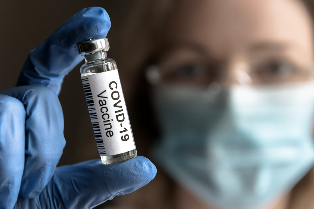 Szczepionka na Covid-19 Johnson&Johnson - skuteczność, dawkowanie, skutki uboczne