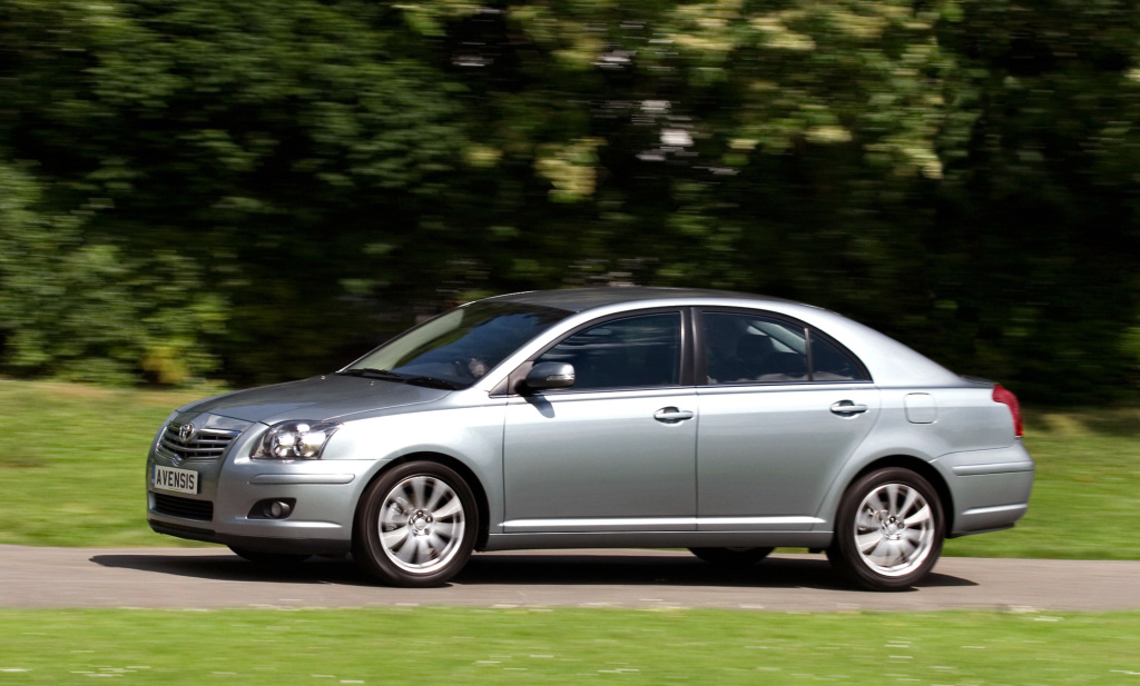 Toyota Avensis II T250