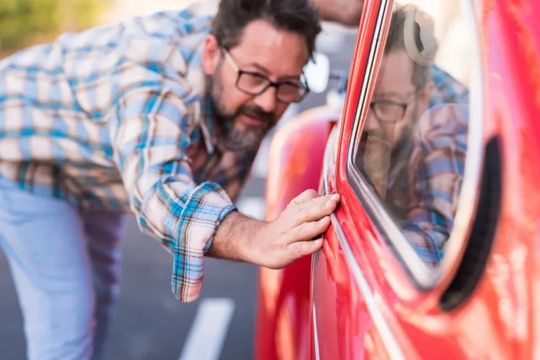 Polacy decydują się kupić nowe auto gdy już stare nie nadaje się do jazdy