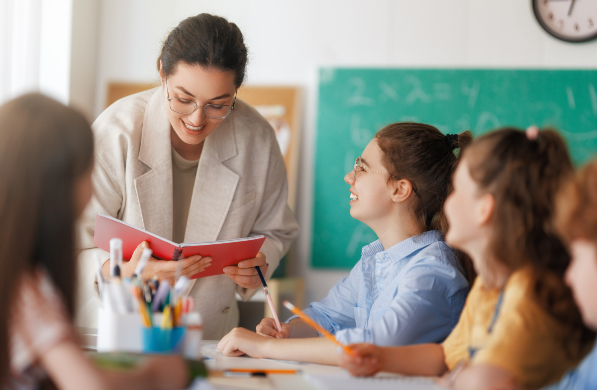 Dlaczego dzieci osiągają gorsze wyniki w badaniach online niż twarzą w twarz? Eksperci mają odpowiedź