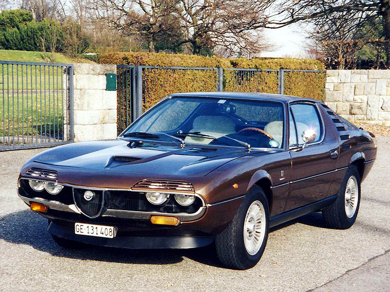 Alfa Romeo Montreal