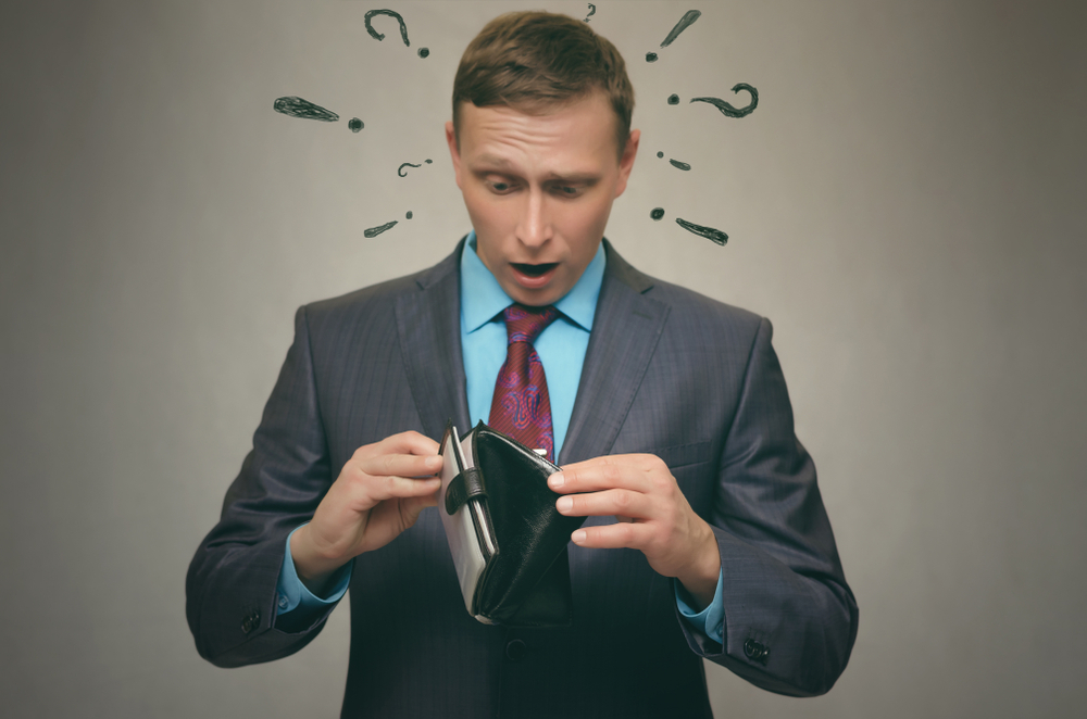 Opóźnienia w płatnościach. Co z rekompensatą za poniesione koszty?