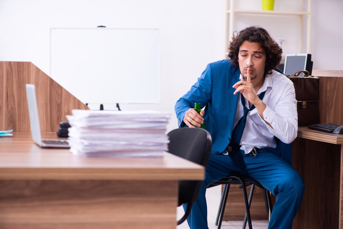 Prawo umożliwi pracodawcy zbadanie trzeźwości pracownika - nowe przepisy KP.