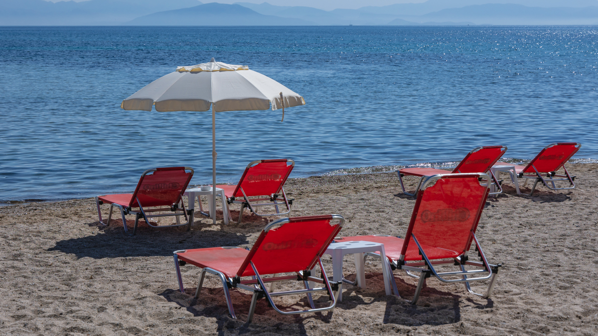 Czy gmina może odliczyć VAT od budowy plaży bezpłatnie udostępnianej?