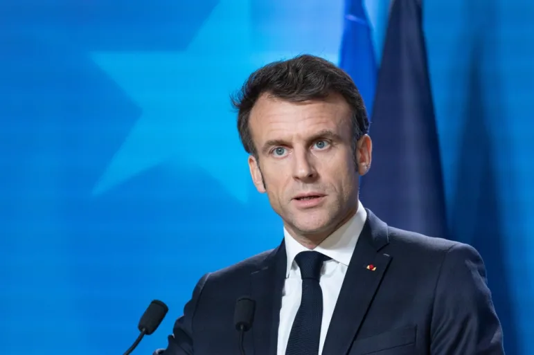 Prezydent Macron na zjeździe zgromadzeń masońskich: antysemityzm powraca. 1159 aktów antysemickich we Francji od 7 października 2023 r.