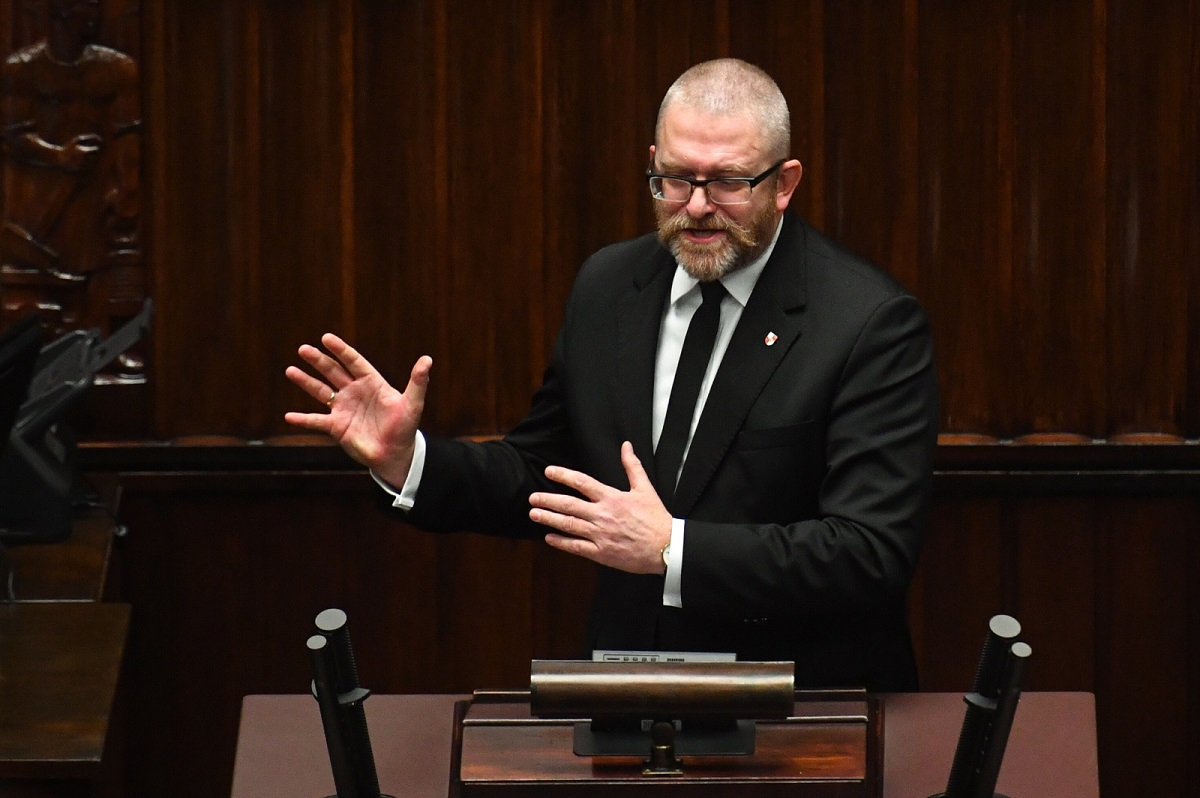 Sejm wyraził zgodę na pociągnięcie Brauna do odpowiedzialności karnej za siedem czynów