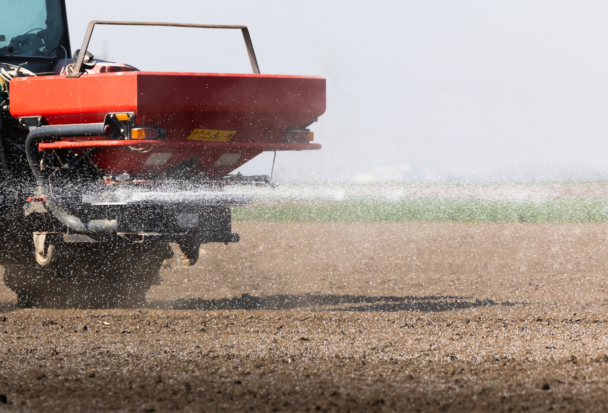 Tractor,Spreading,Artificial,Fertilizers.,Transport,,Agricultural.