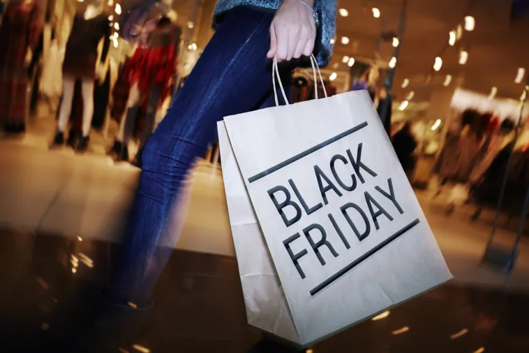 „Black Friday”, czyli „Czarny Piątek” oraz „Cyber Monday” wpisały się na dobre w konsumencki kalendarz i oficjalnie otwierają przedświąteczny okres zakupowy.