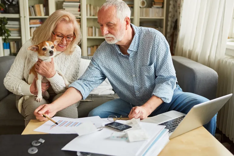 Bon senioralny ma sfinansować opiekę nad seniorami