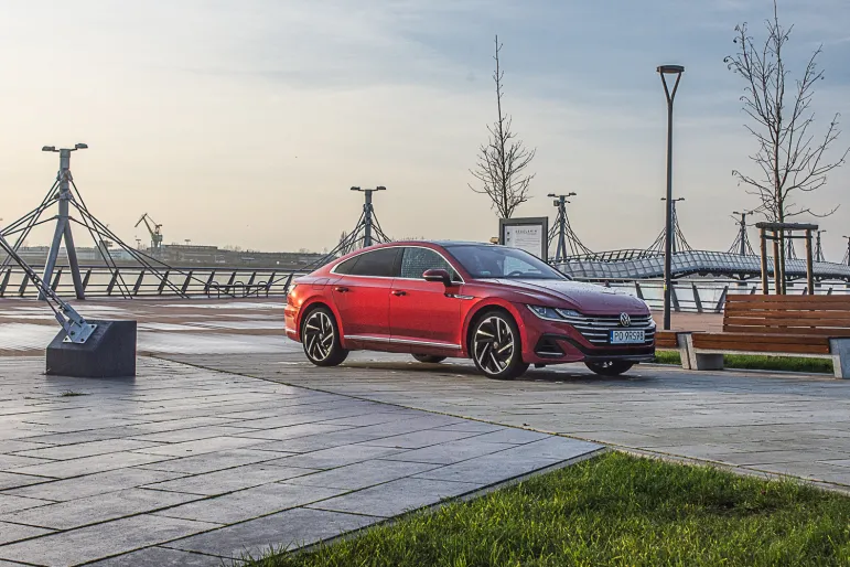 Volkswagen Arteon R-Line