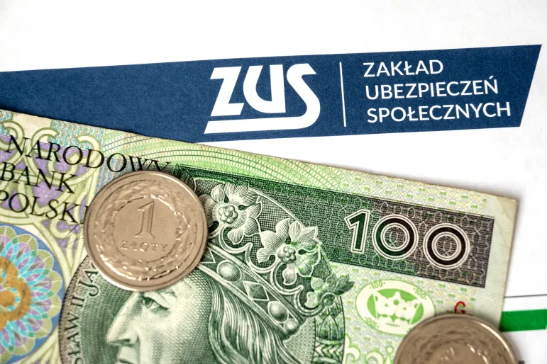 Wakacje od ZUS w 2024. Sprawdź jak oszczędzić 4800 zł