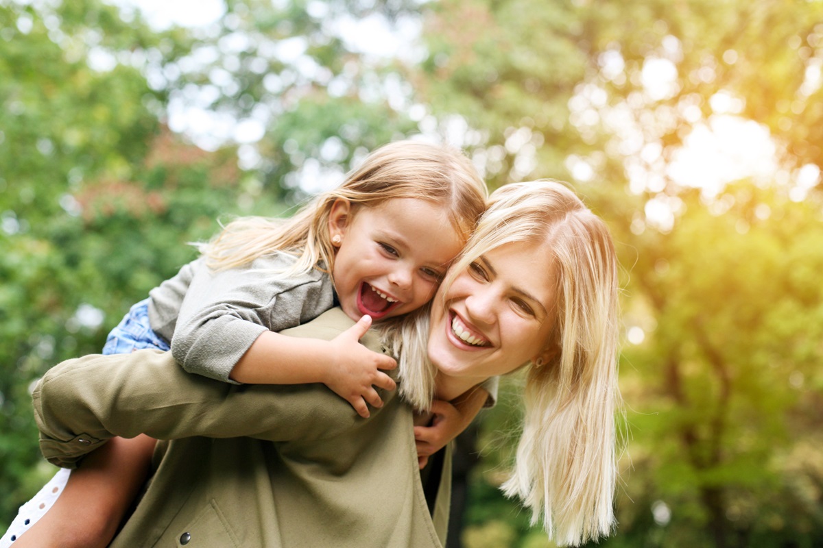 silna kobieta dzień kobiet mama