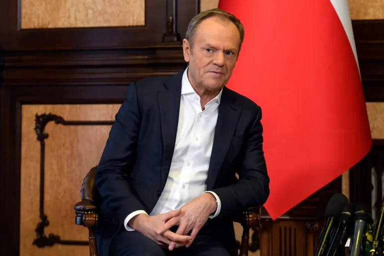 Donald Tusk udzielił pierwszego prasowego wywiadu po ponownym objęciu urzędu premiera. W trakcie rozmowy mówił m.in. o zagrożeniu wojennym w Europie