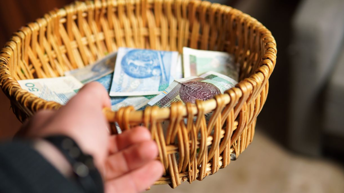 taca kościół pieniądze