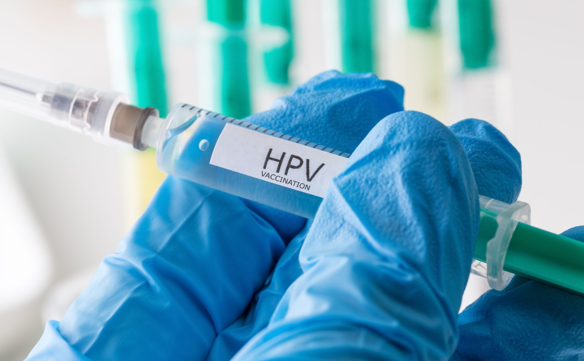HPV szczepienia zdrowie publiczne Ministerstwo Zdrowia profilaktyka rak szyjki macicy dzieci szczepienie obowiązkowe nowotwory zdrowie wirus brodawczaka