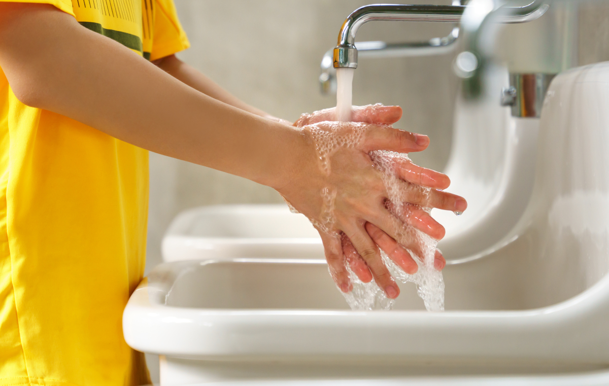 mydło papier toaletowy ubóstwo menstruacyjne Barbara Nowacka program pilotażowy