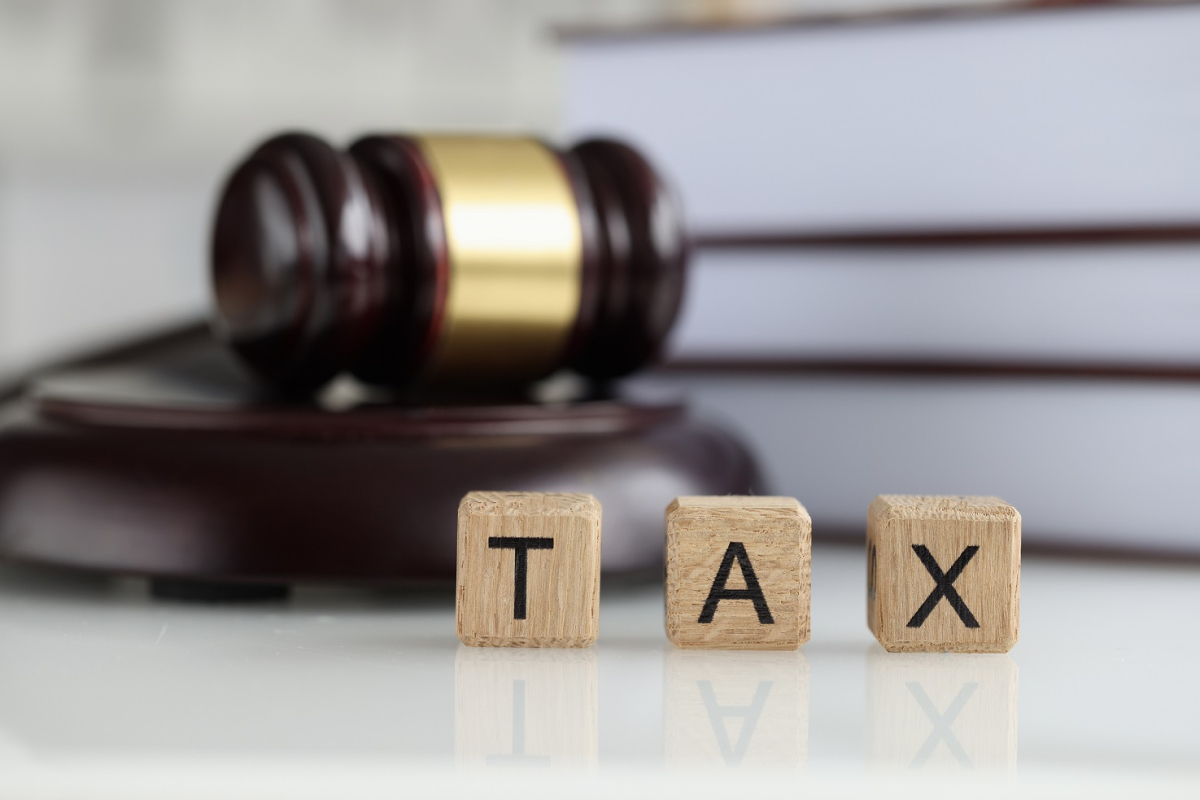 prawo pieniądze podatki