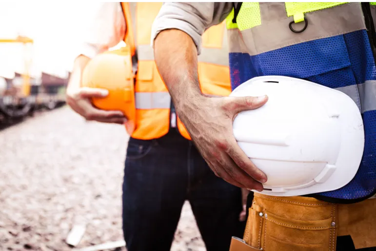 Odprawa pieniężna w przypadku zwolnień grupowych: Ile wynosi? Jakie są obowiązki pracodawcy?