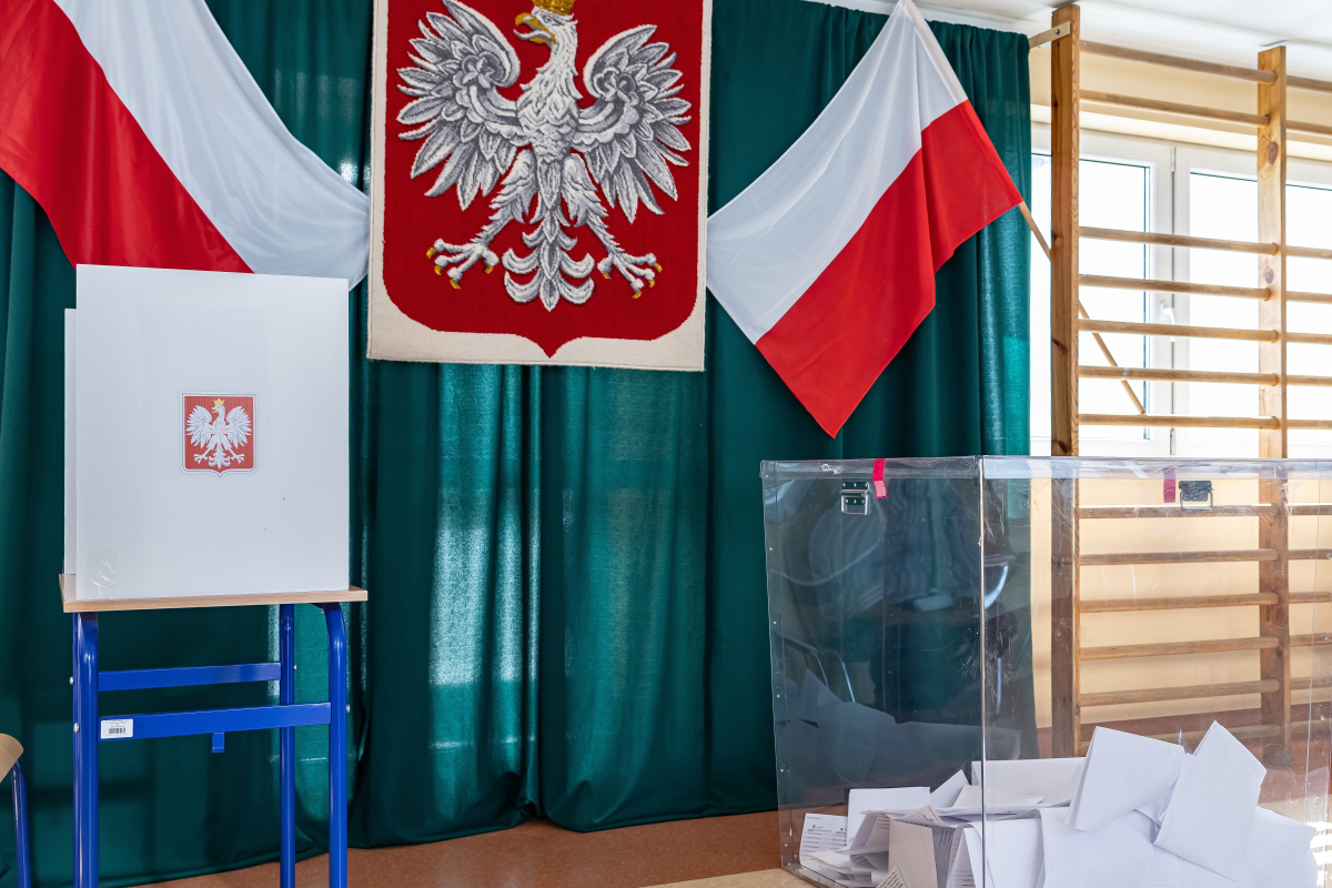 Warsaw,,Poland,-,June,9,,2024:,Polling,Station,In,Poland.