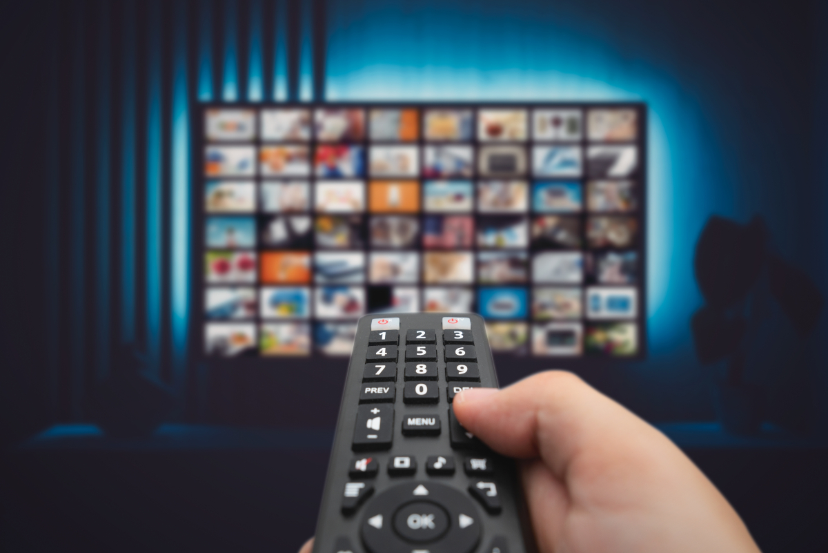 Telewizja nie umiera. Dziś oglądamy ją inaczej niż kiedyś