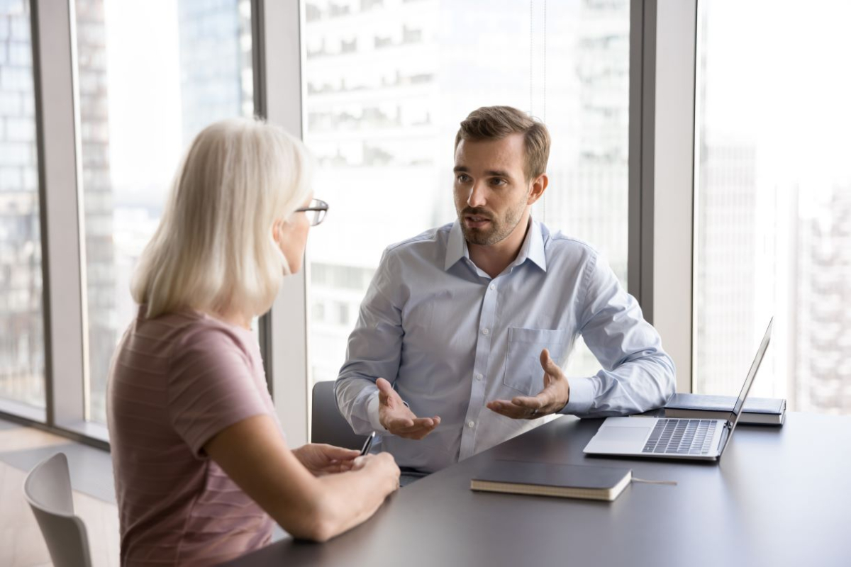 Feedback, który naprawdę działa. Jak budować kulturę informacji zwrotnej w zespole