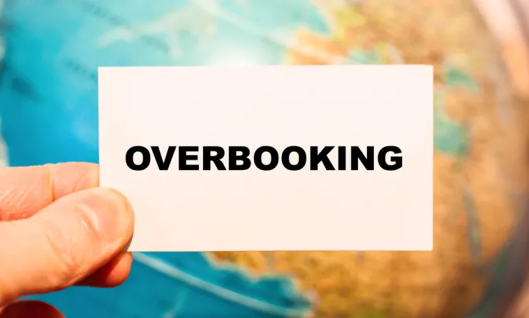 Overbooking z powodu pandemii?/Fot. Shutterstock