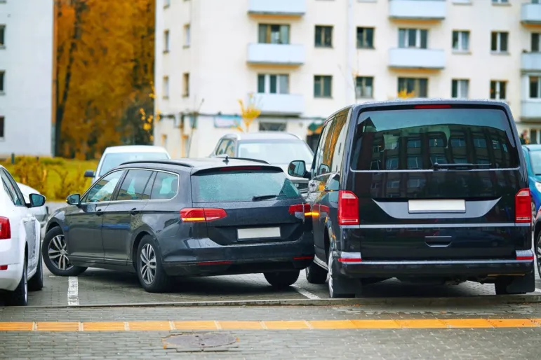 parkowanie samochód samochody strefa płatnego parkowania opłaty parkingowe samorząd projekt ustawy