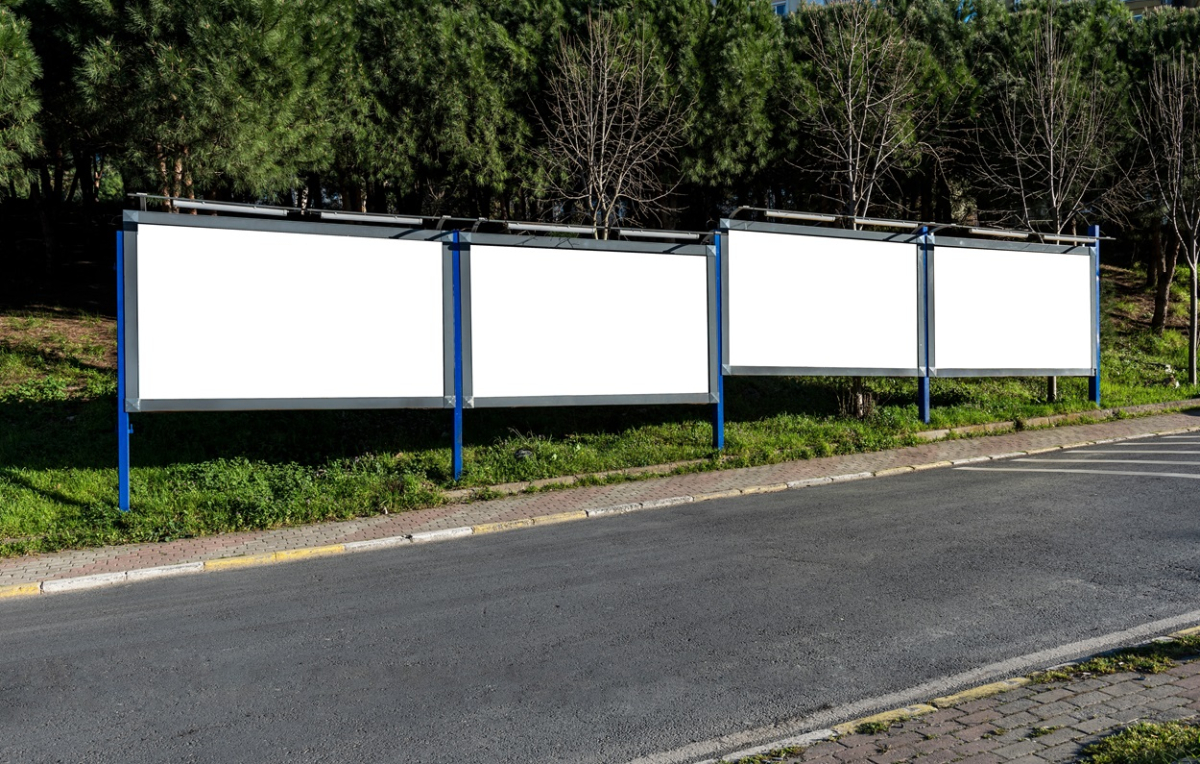 Kto płaci podatek od tablicy reklamowej?