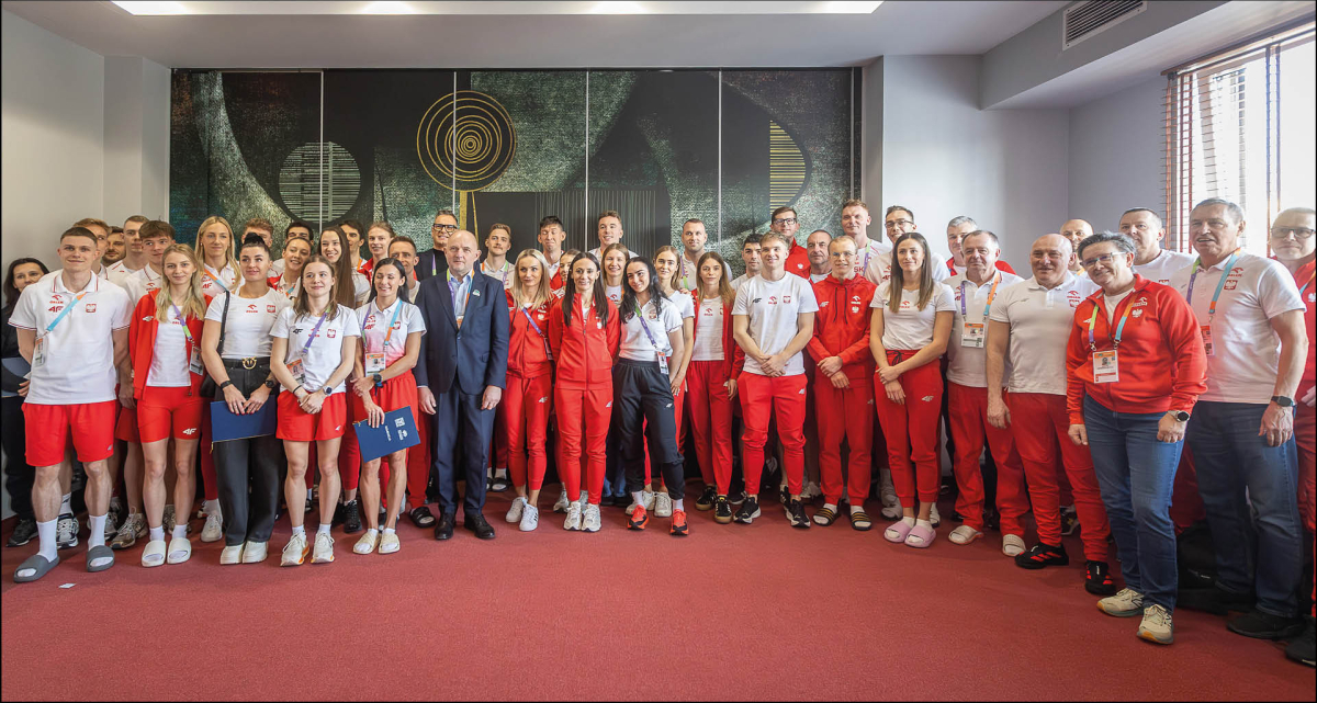 Marszałek Piotr Całbecki wręczył nominacje zawodnikom powołanym do polskiej kadry narodowej na HMŚ Kujawy Pomorze26