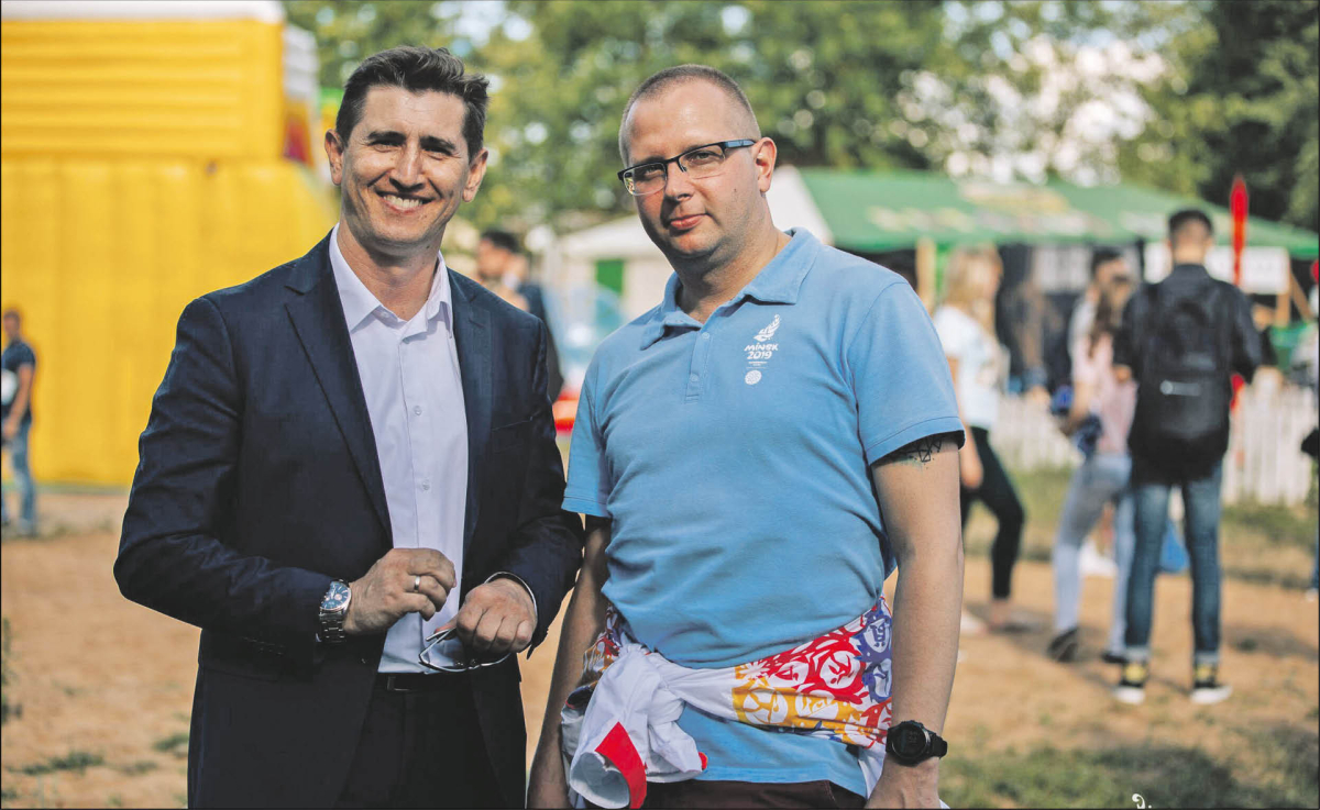 Zaginiony Anatol Kotau (z prawej) z byłym funkcjonariuszem białoruskich służb specjalnych Waleryjem Andrejeuem