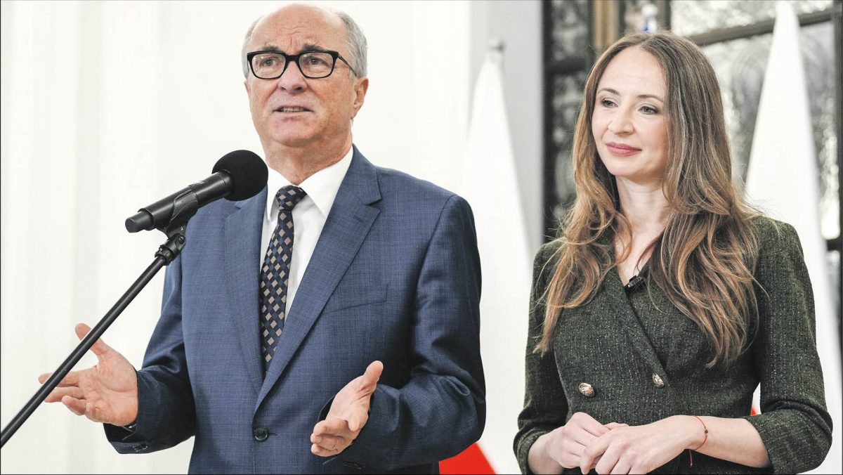 Marszałek Sejmu Włodzimierz Czarzasty i ministra rodziny, pracy i polityki społecznej Agnieszka Dziemianowicz-Bąk