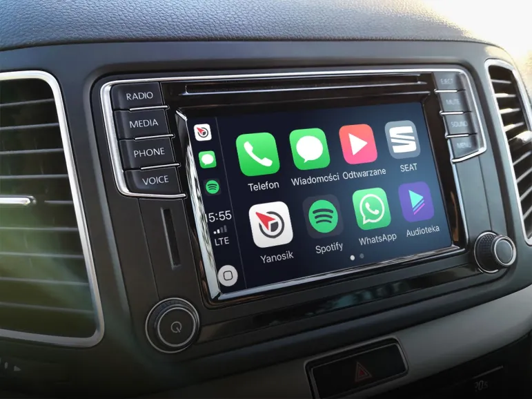 Yanosik dostępny w Apple CarPlay