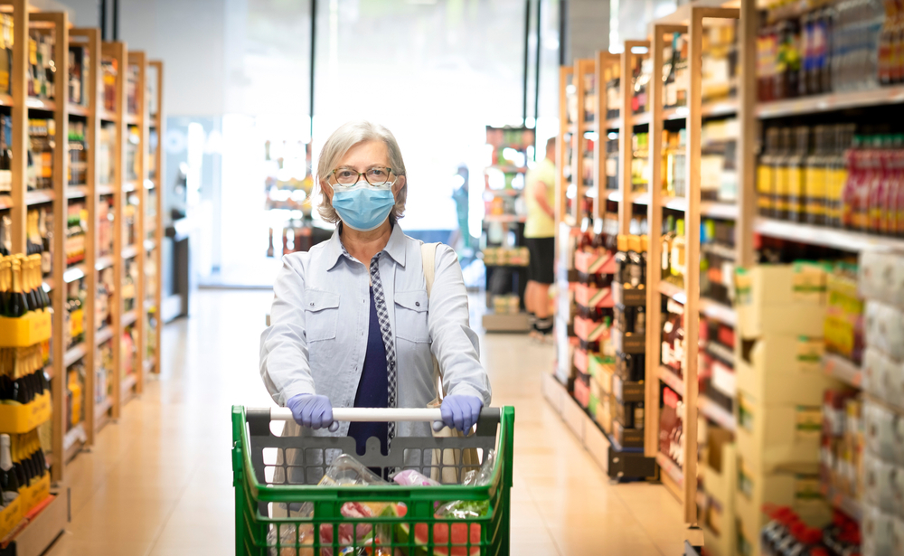 Godziny dla seniorów nie obowiązują od 1 lutego 2021 r./Fot. Shutterstock