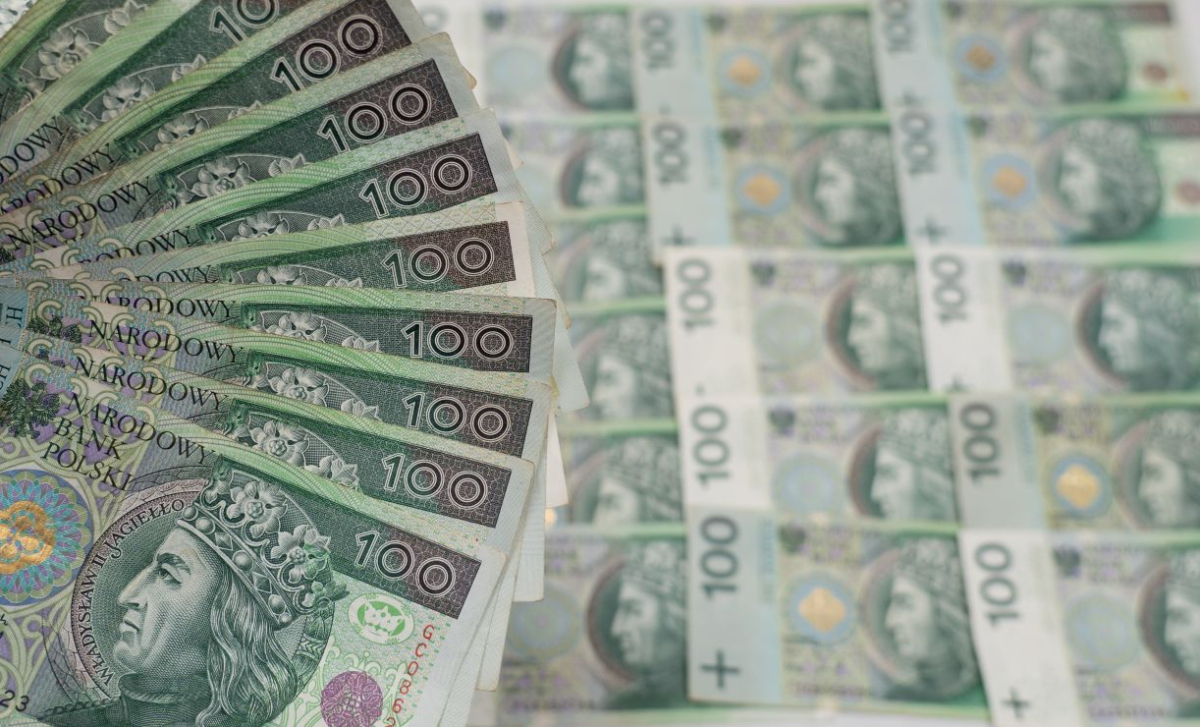 Skonto i faktoring odwrotny w biznesie – korzyści na przykładzie branży spedycyjnej