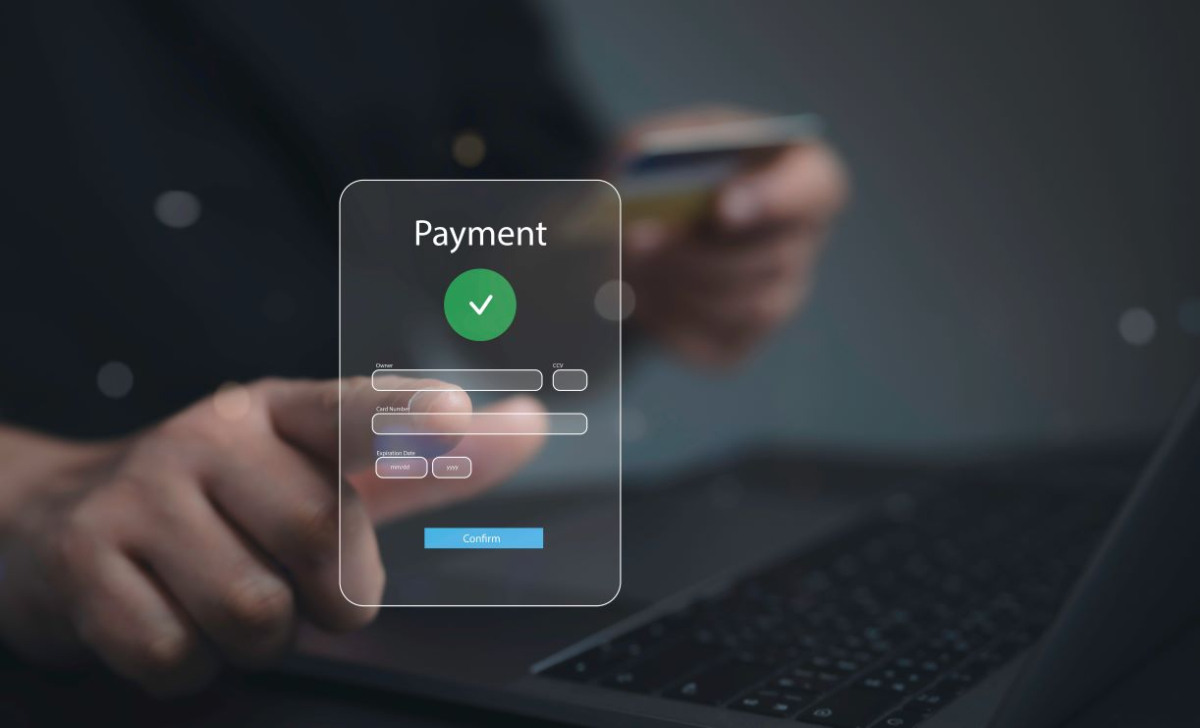 Przelewy bankowe w majówkę